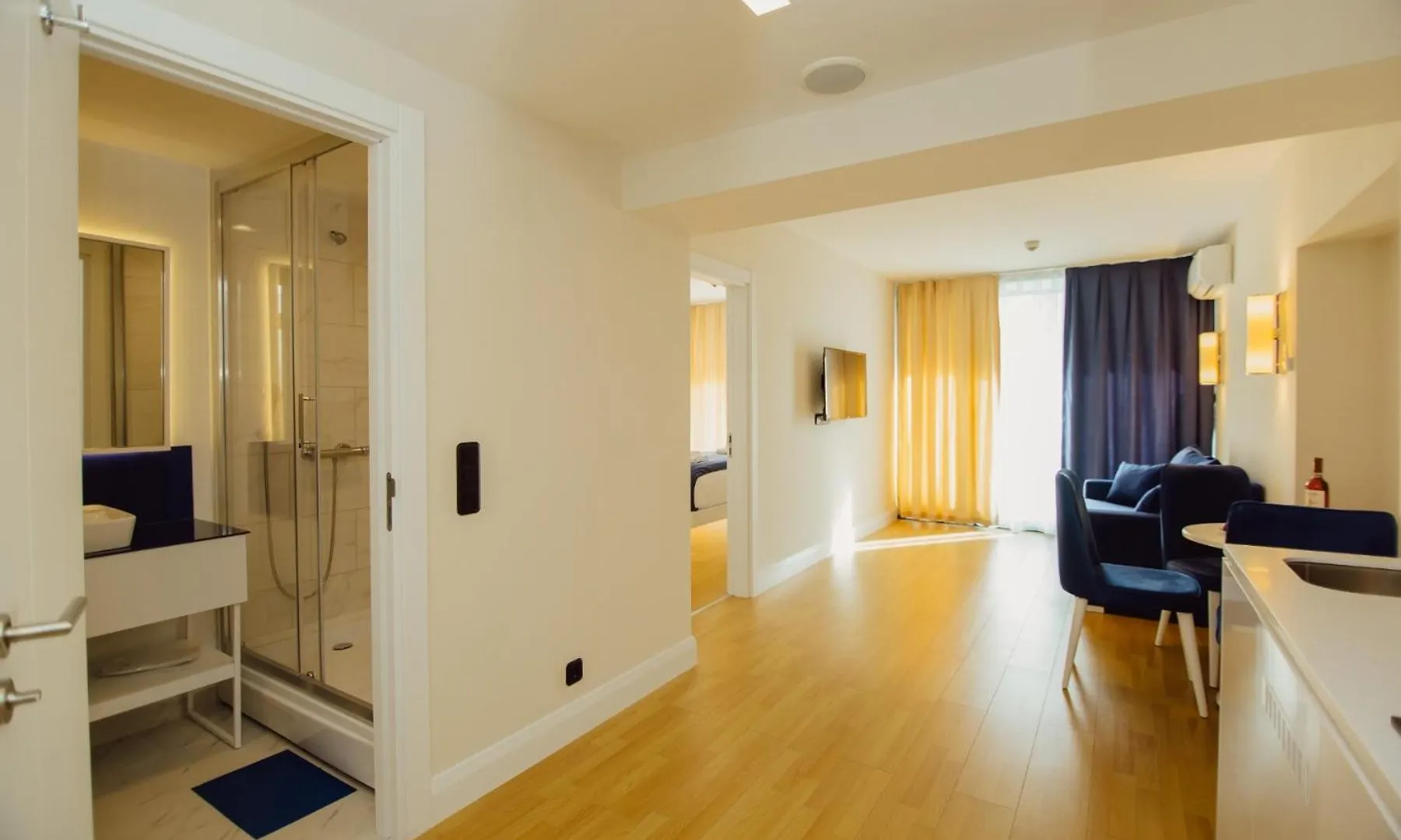 Orbi City Twin Towers Apartments Batumi